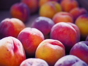 moving to kelowna Okanagan peaches